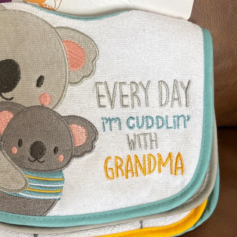 Parents Choice 4 pack Infant Bibs